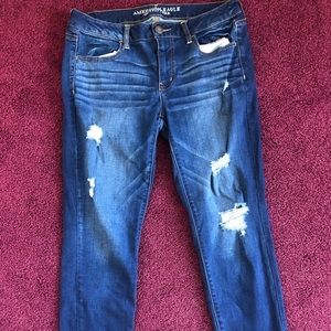 American Eagle Outfitters distressed jegging